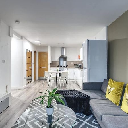 2Br City Centre Apt, Self Check In, Wifi, By Derbnb Шефилд Екстериор снимка