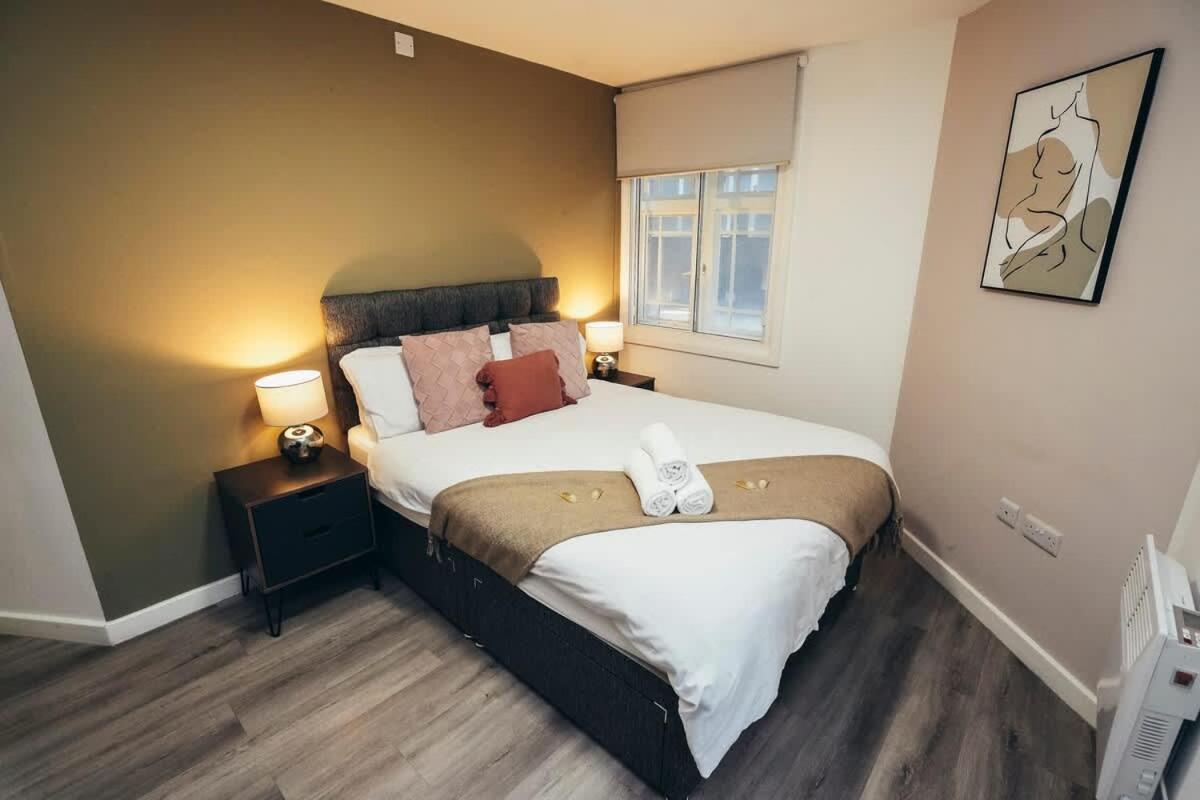 2Br City Centre Apt, Self Check In, Wifi, By Derbnb Шефилд Екстериор снимка